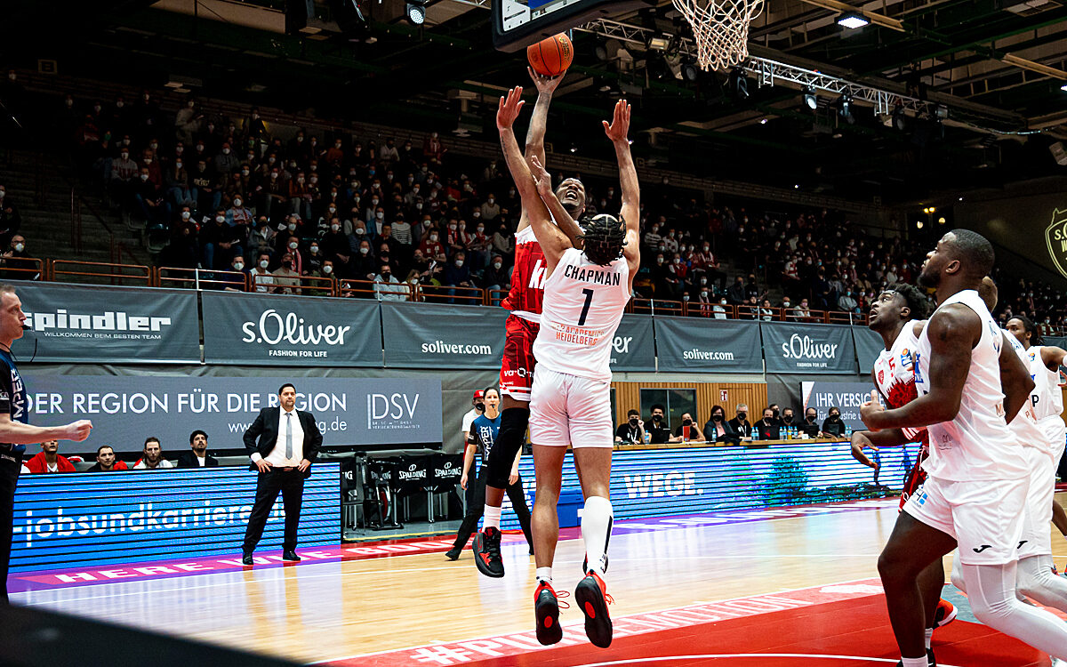 2022 03 19 s Oliver Baskets 33 2022 03 19 s Oliver Baskets 33