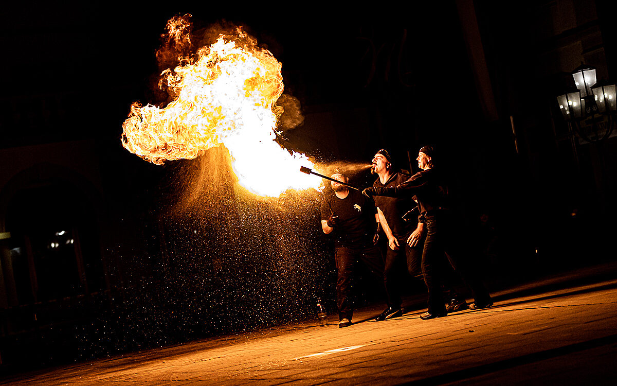 2022 03 27 Feuershow Rathausplatz 20 2022 03 27 Feuershow Rathausplatz 20