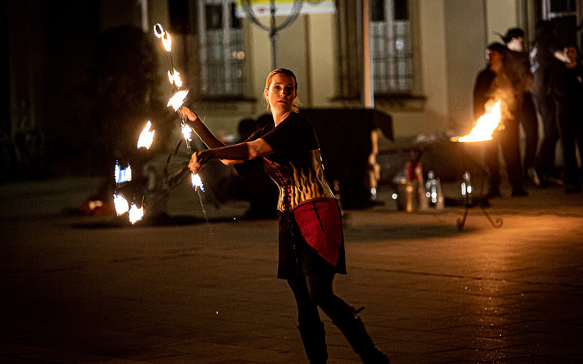 2022 03 27 Feuershow Rathausplatz 28 2022 03 27 Feuershow Rathausplatz 28