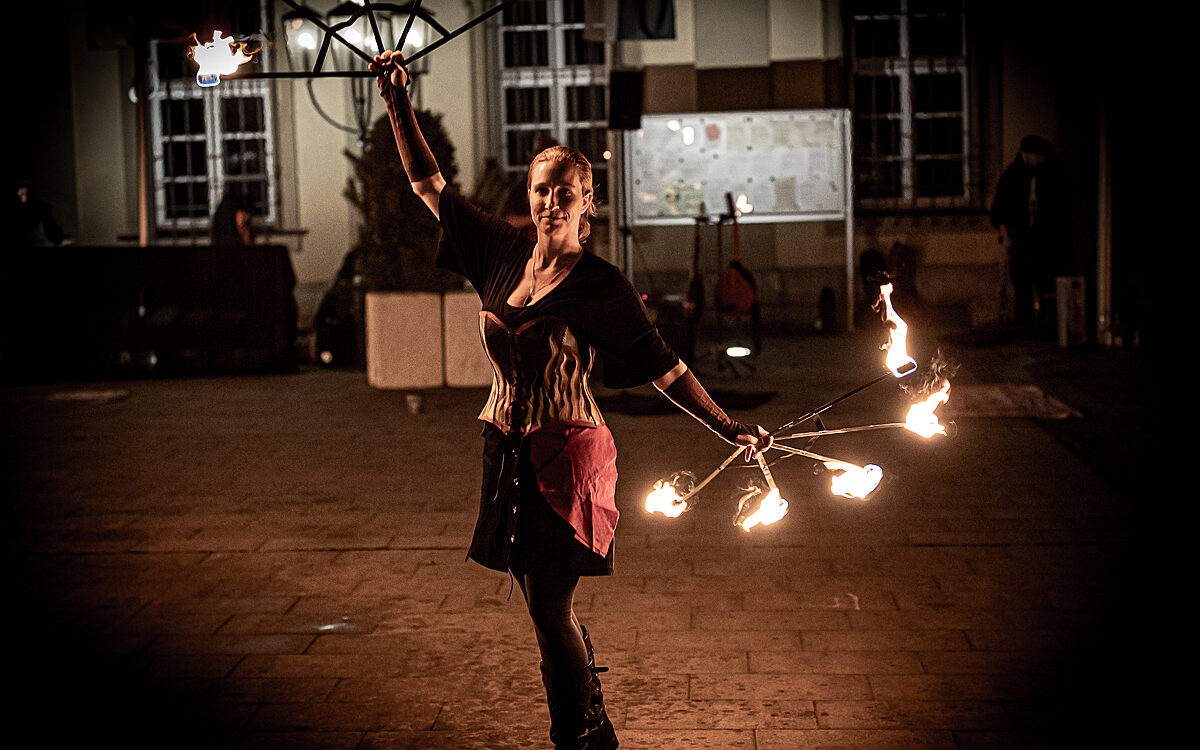 2022 03 27 Feuershow Rathausplatz 46 2022 03 27 Feuershow Rathausplatz 46