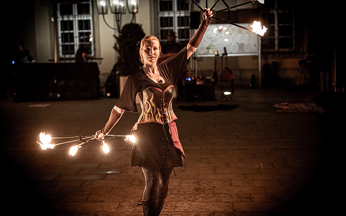 2022 03 27 Feuershow Rathausplatz 50 2022 03 27 Feuershow Rathausplatz 50