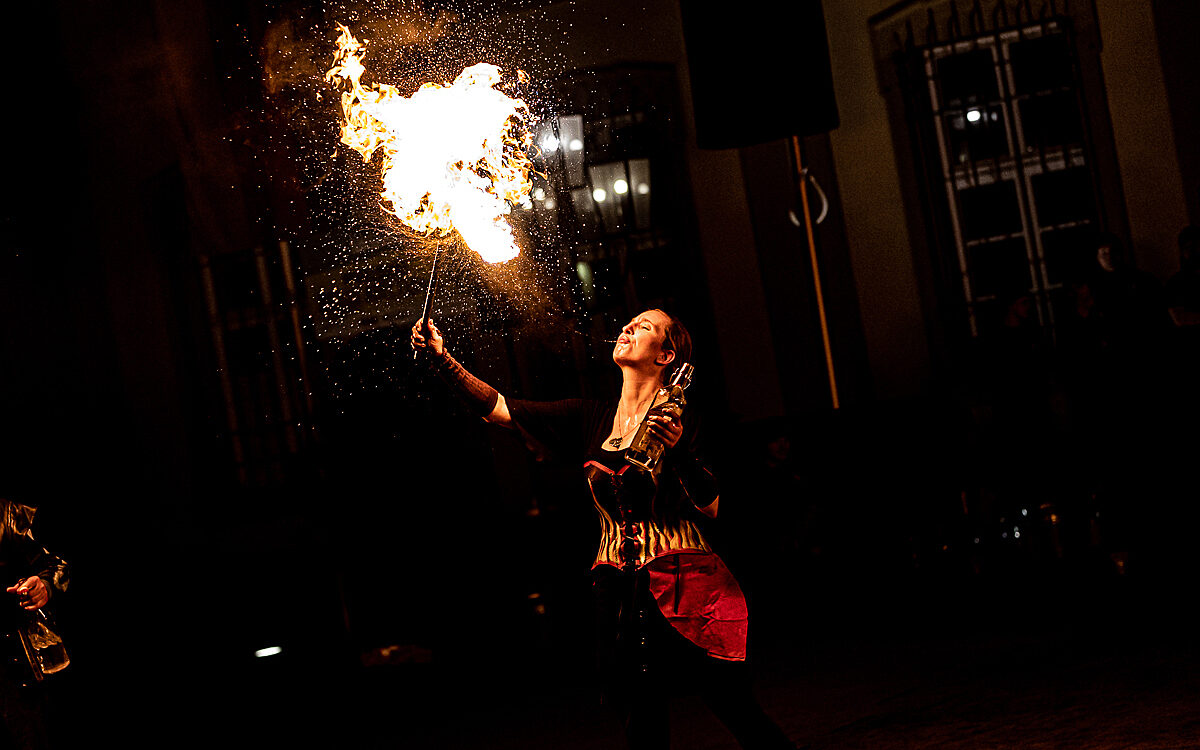 2022 03 27 Feuershow Rathausplatz 58 2022 03 27 Feuershow Rathausplatz 58