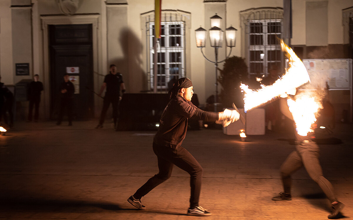 2022 03 27 Feuershow Rathausplatz 8 2022 03 27 Feuershow Rathausplatz 8