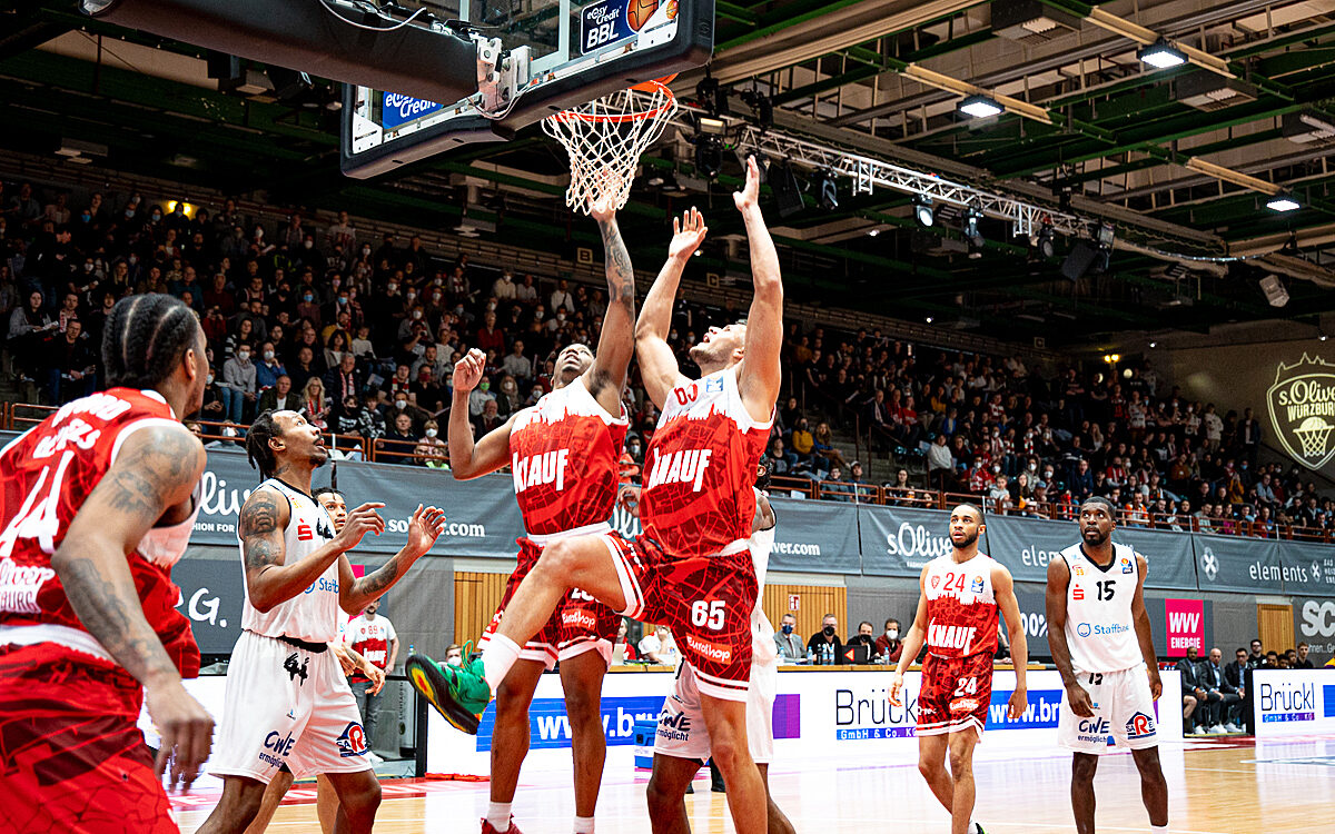 2022 04 03 s Oliver Baskets 15 2022 04 03 s Oliver Baskets 15