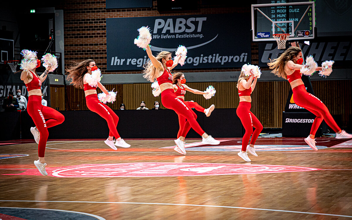 2022 04 03 s Oliver Baskets 21 2022 04 03 s Oliver Baskets 21