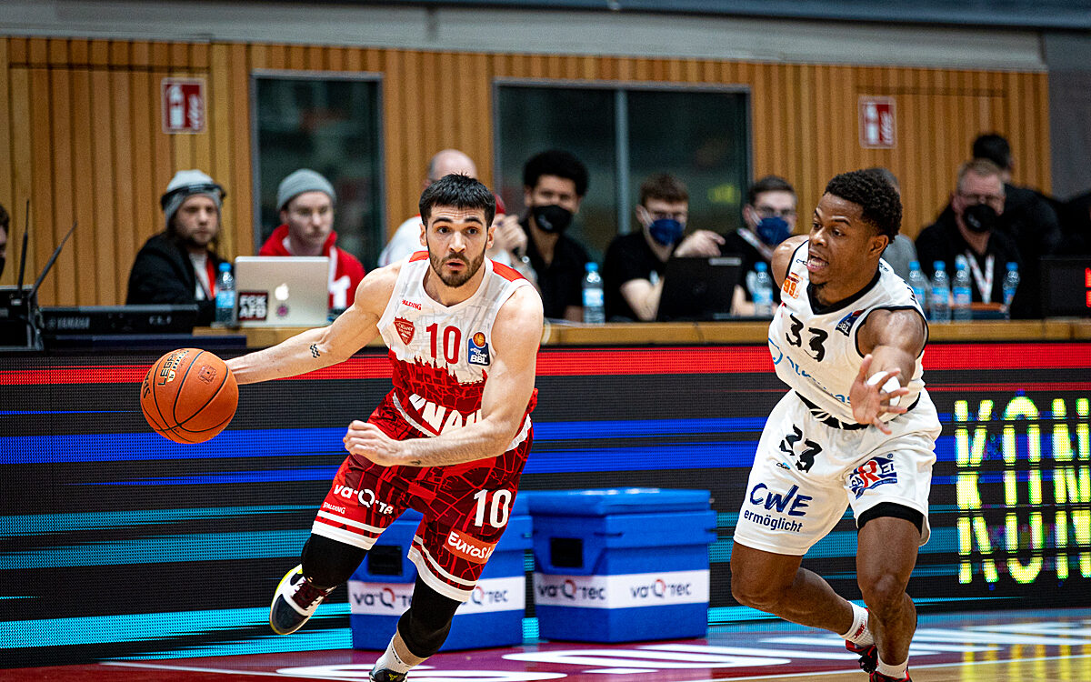 2022 04 03 s Oliver Baskets 42 2022 04 03 s Oliver Baskets 42