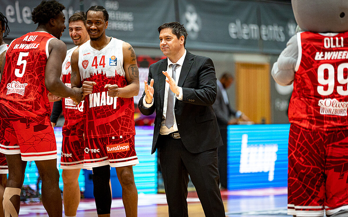 2022 04 03 s Oliver Baskets 77 2022 04 03 s Oliver Baskets 77