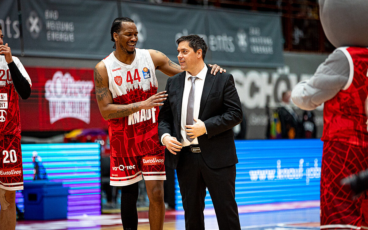 2022 04 03 s Oliver Baskets 78 2022 04 03 s Oliver Baskets 78