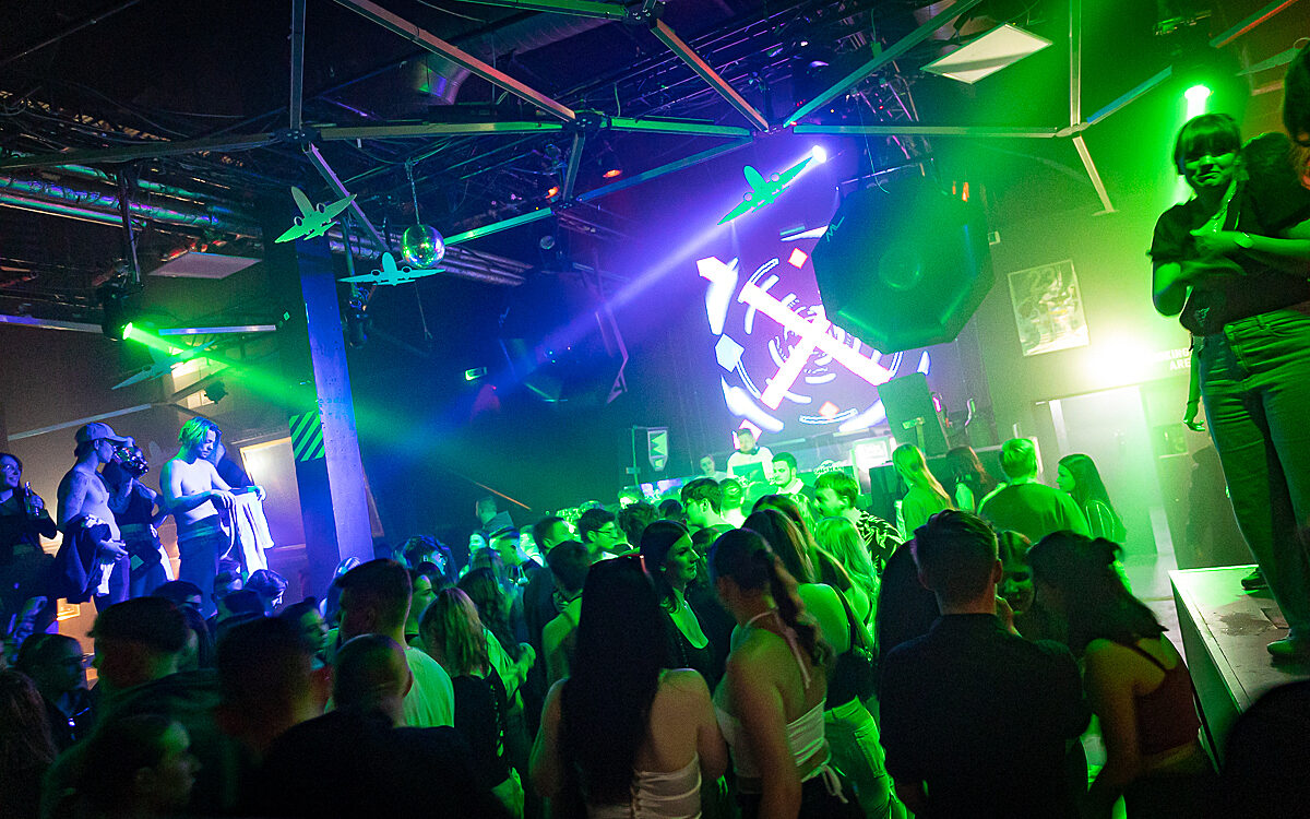 2022 04 09 Airport Abi Party 3 2022 04 09 Airport Abi Party 3