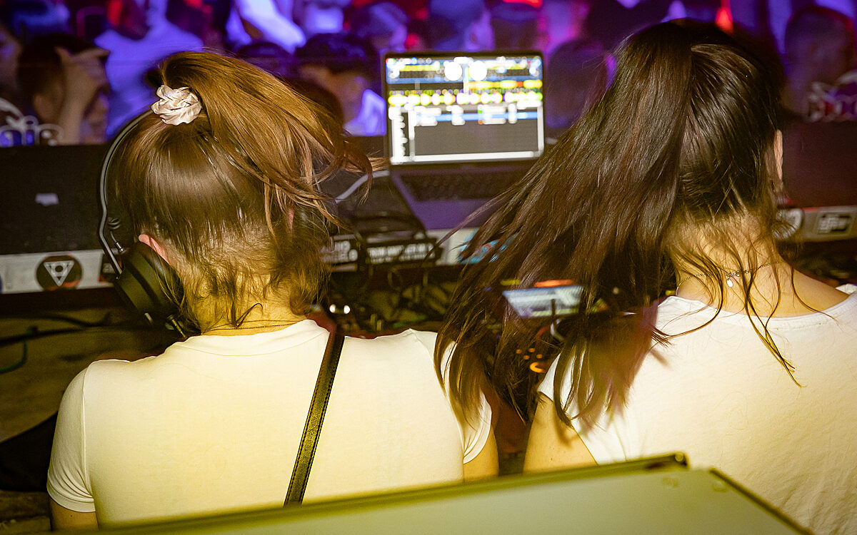 2022 04 10 Airport Abi Party 25 2022 04 10 Airport Abi Party 25