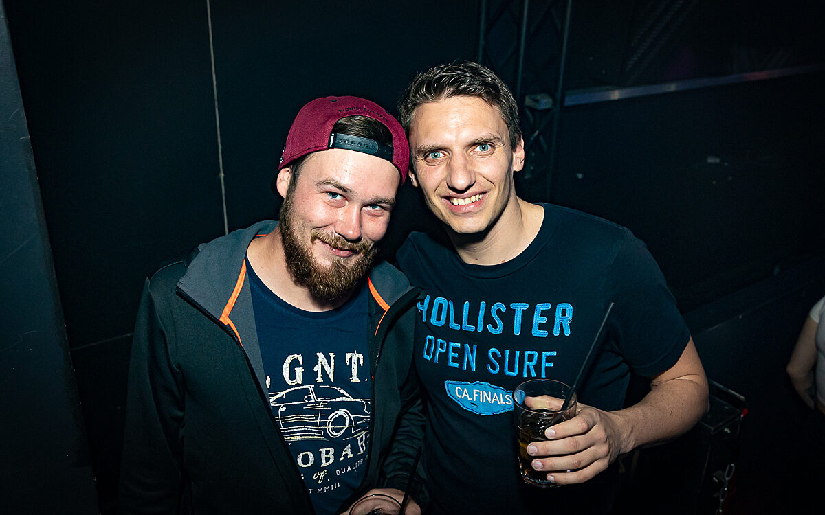 2022 04 10 Airport Abi Party 26 2022 04 10 Airport Abi Party 26