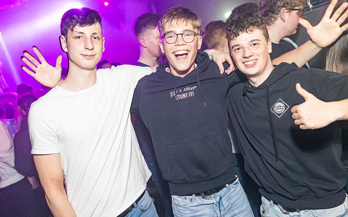 2022 04 22 Airport After Air 15 2022 04 22 Airport After Air 15