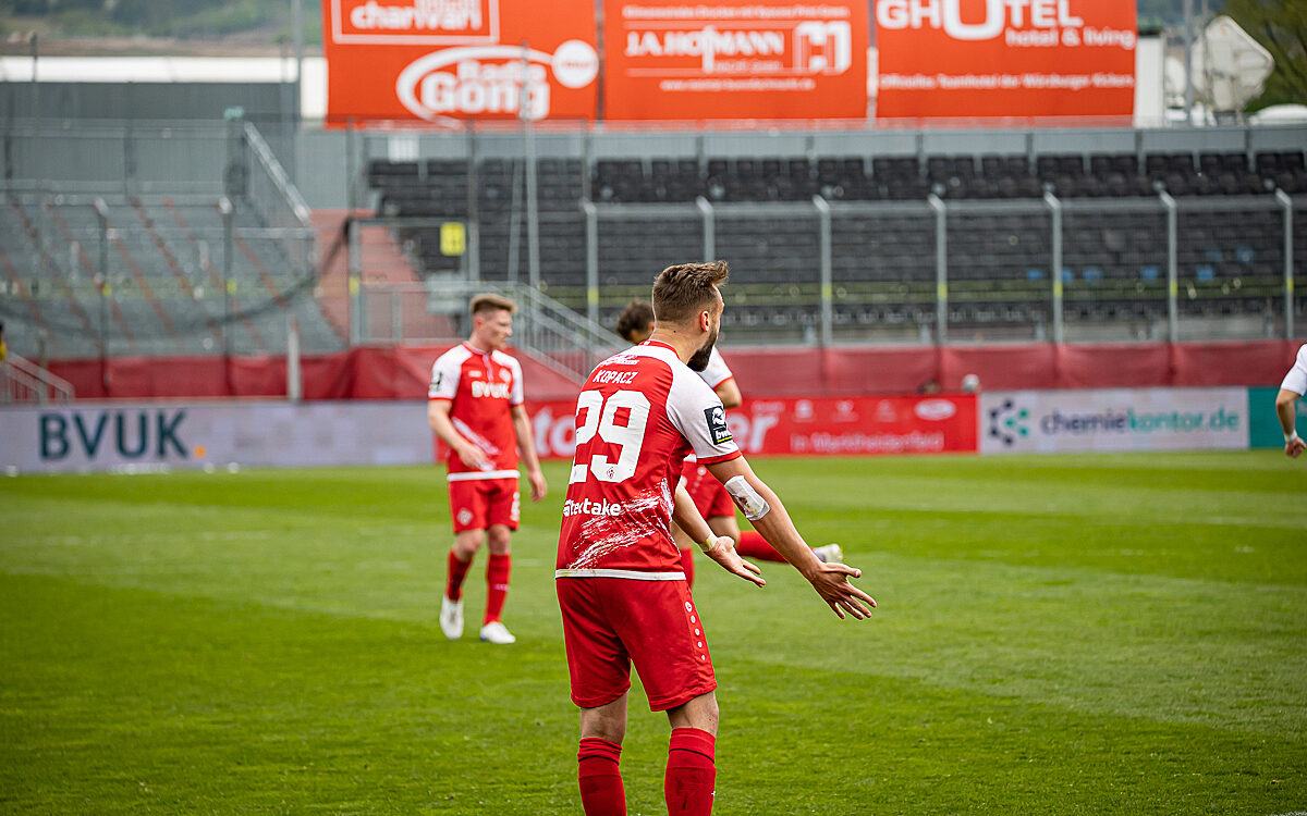 2022 04 23 FWK Kickers 49 2022 04 23 FWK Kickers 49