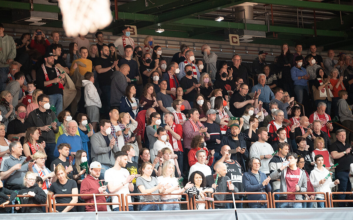 2022 04 23 s Oliver Baskets 103 2022 04 23 s Oliver Baskets 103