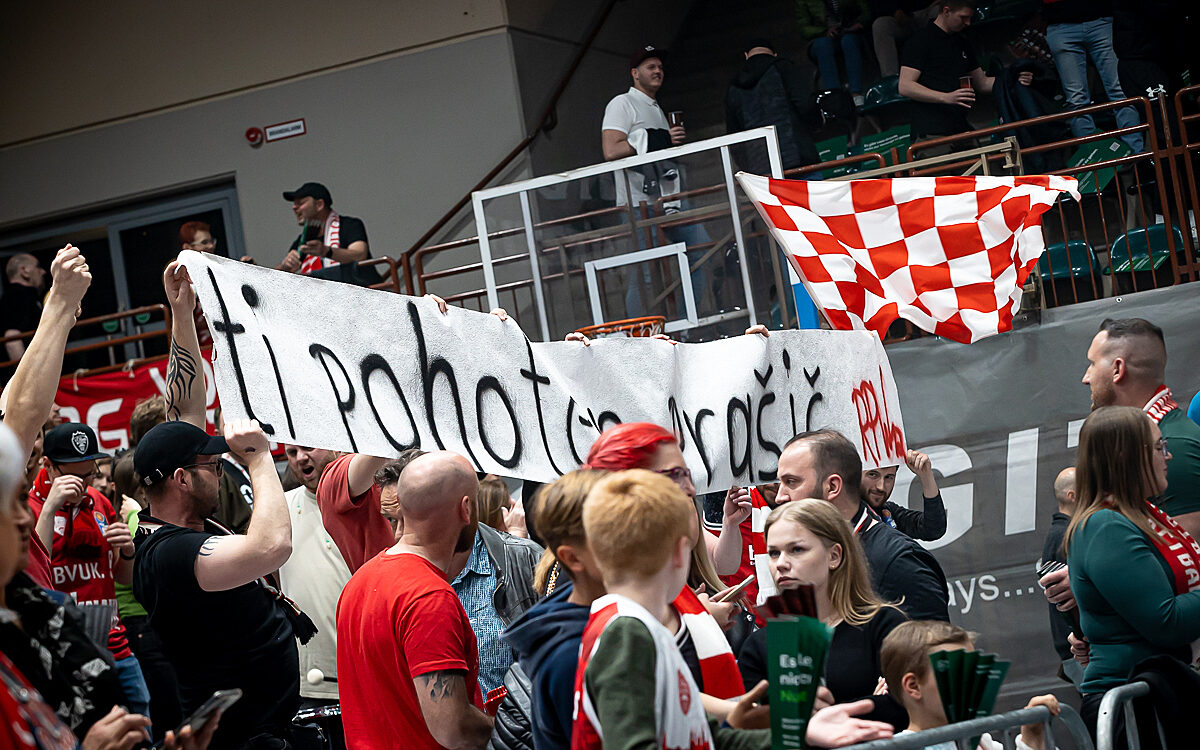 2022 04 23 s Oliver Baskets 12 2022 04 23 s Oliver Baskets 12