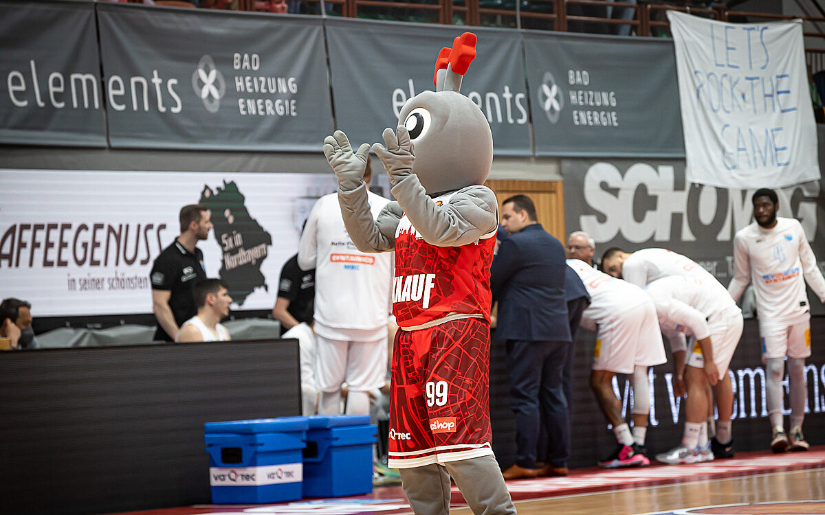 2022 04 23 s Oliver Baskets 14 2022 04 23 s Oliver Baskets 14