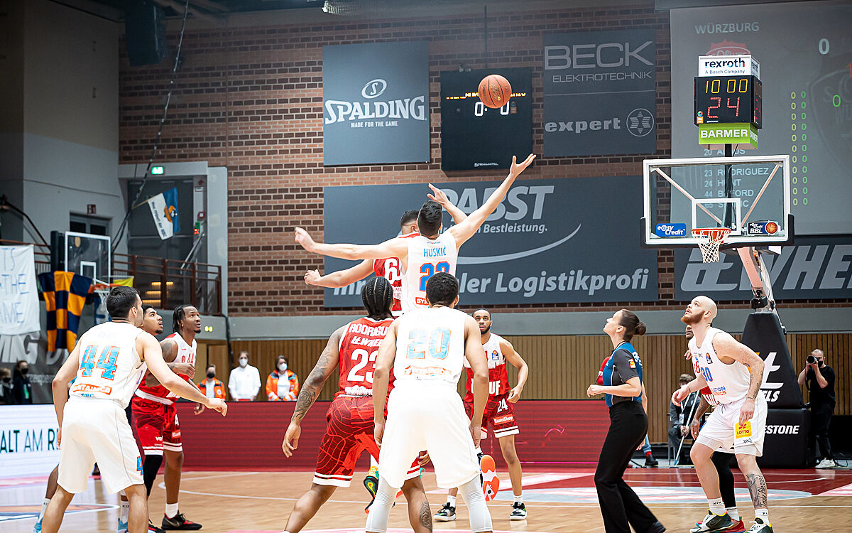 2022 04 23 s Oliver Baskets 16 2022 04 23 s Oliver Baskets 16