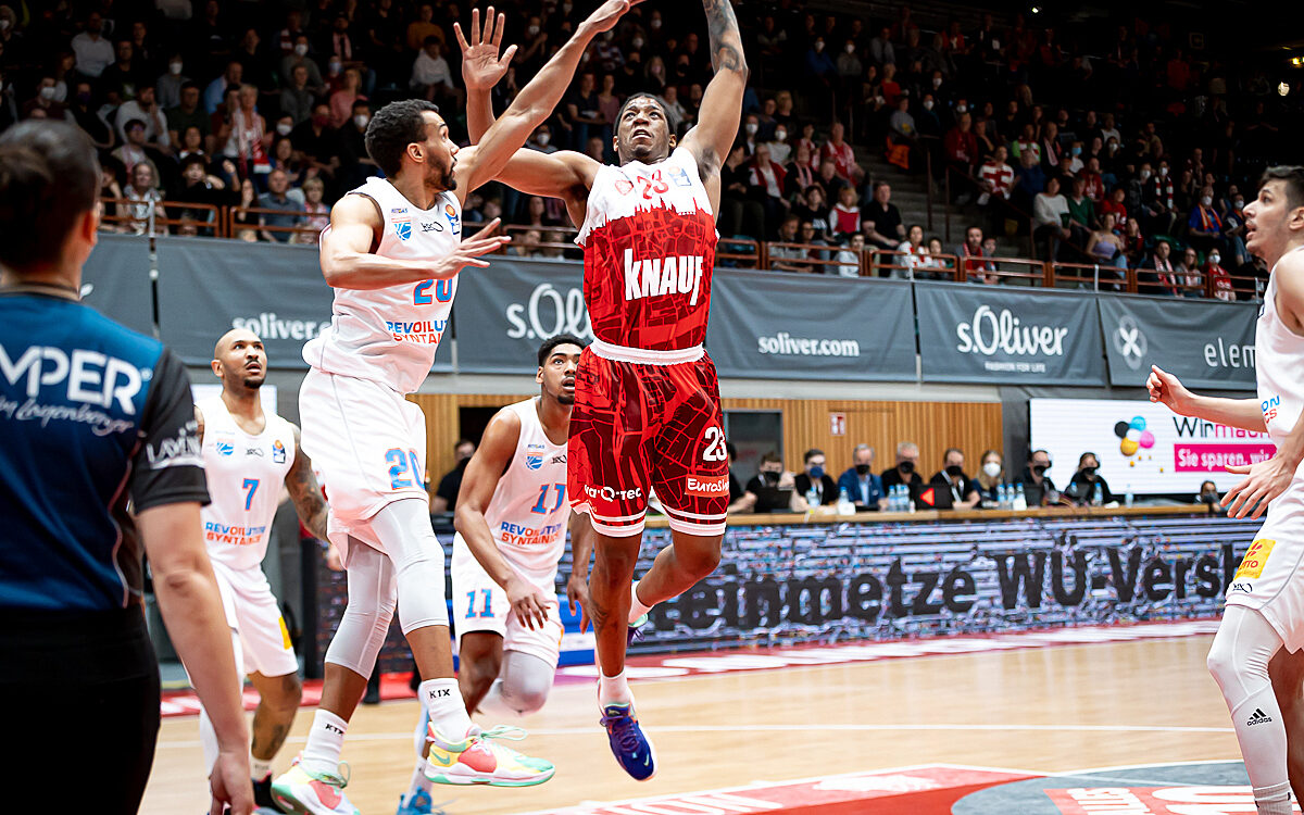 2022 04 23 s Oliver Baskets 29 2022 04 23 s Oliver Baskets 29