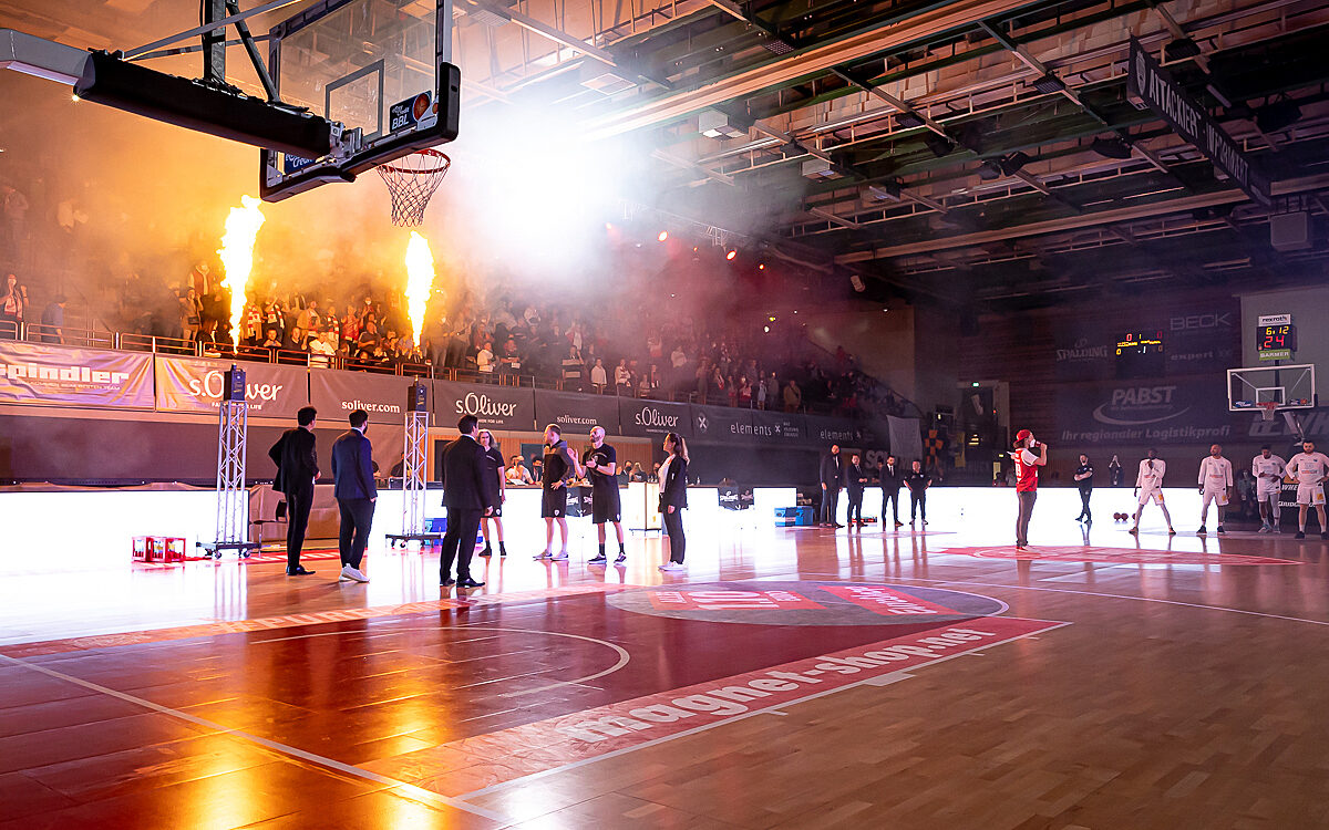 2022 04 23 s Oliver Baskets 3 2022 04 23 s Oliver Baskets 3