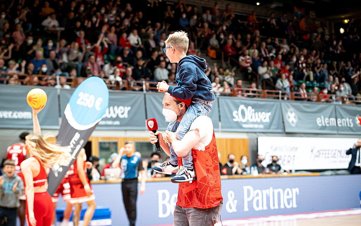 2022 04 23 s Oliver Baskets 38 2022 04 23 s Oliver Baskets 38