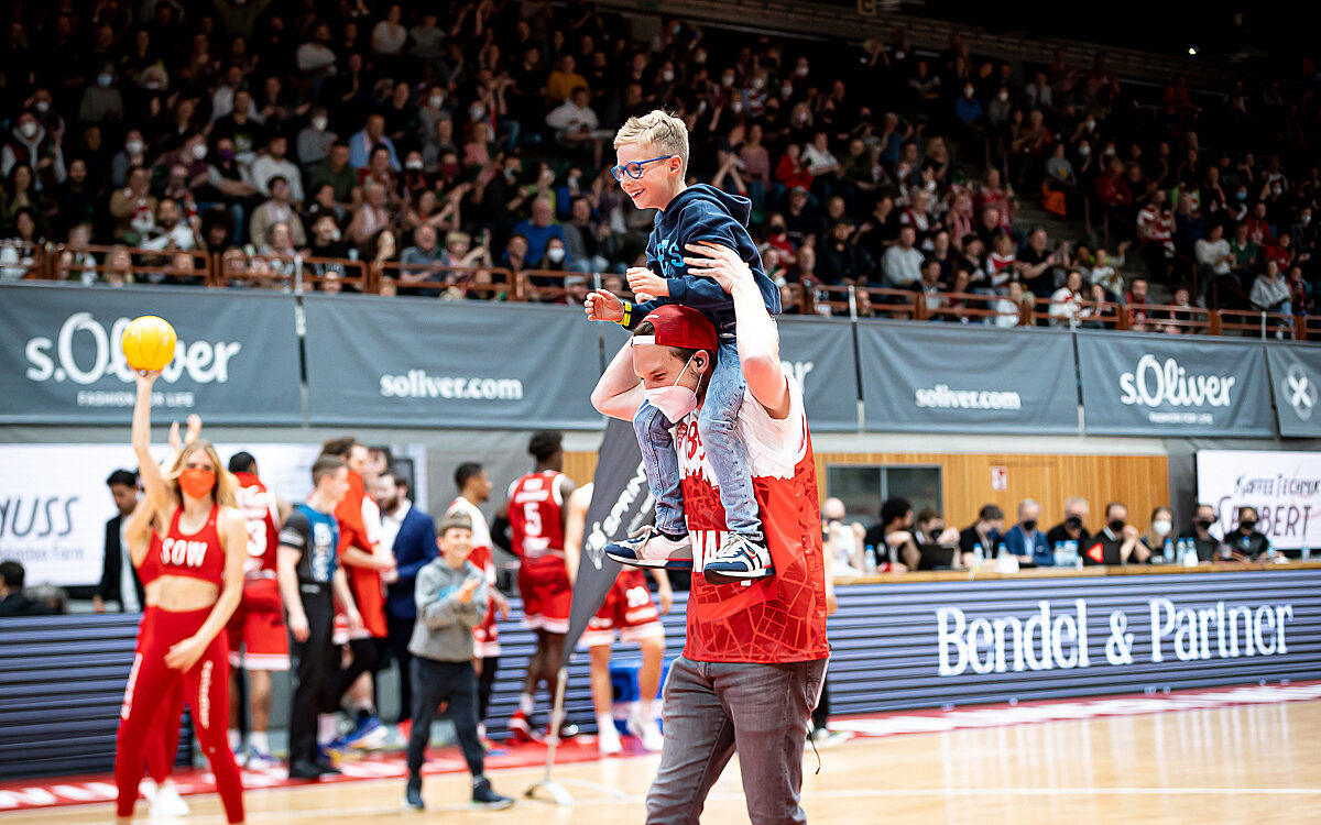 2022 04 23 s Oliver Baskets 39 2022 04 23 s Oliver Baskets 39