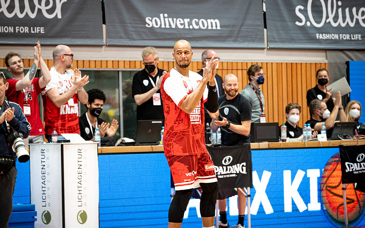 2022 04 26 s Oliver Baskets 454 2022 04 26 s Oliver Baskets 454