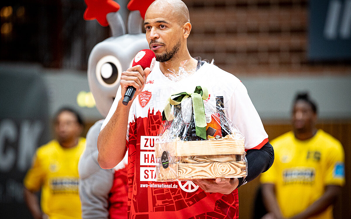 2022 04 26 s Oliver Baskets 461 2022 04 26 s Oliver Baskets 461