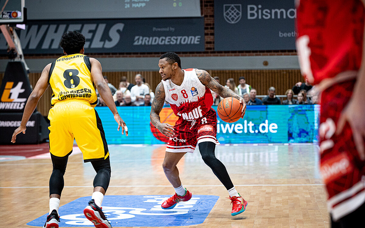 2022 04 26 s Oliver Baskets 466 2022 04 26 s Oliver Baskets 466