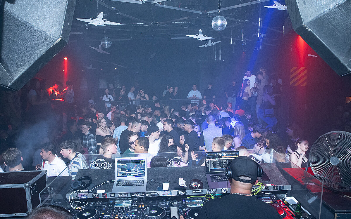 2022 05 28 Airport 9 2022 05 28 Airport 9