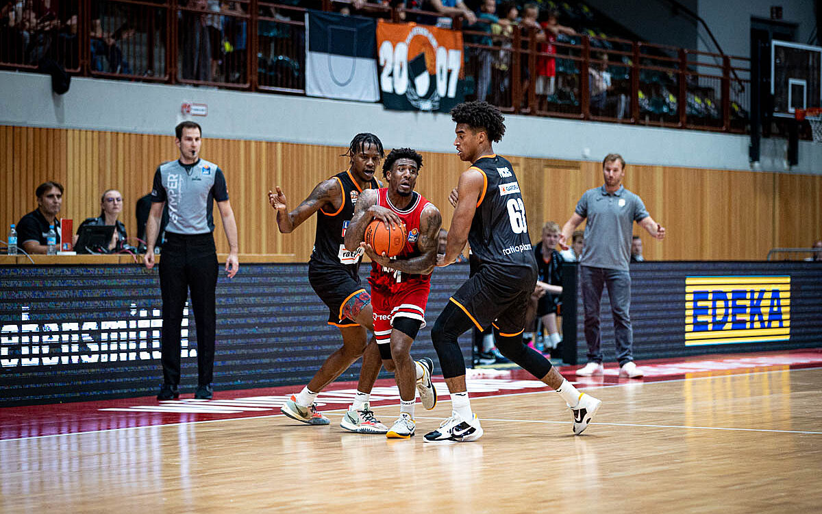 2022 09 10 Wuerzburg Baskets 104 2022 09 10 Wuerzburg Baskets 104