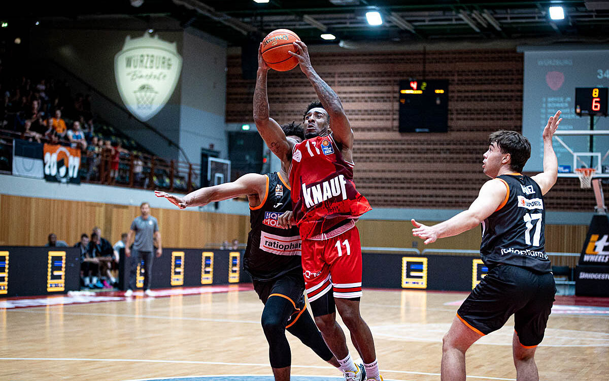 2022 09 10 Wuerzburg Baskets 105 2022 09 10 Wuerzburg Baskets 105