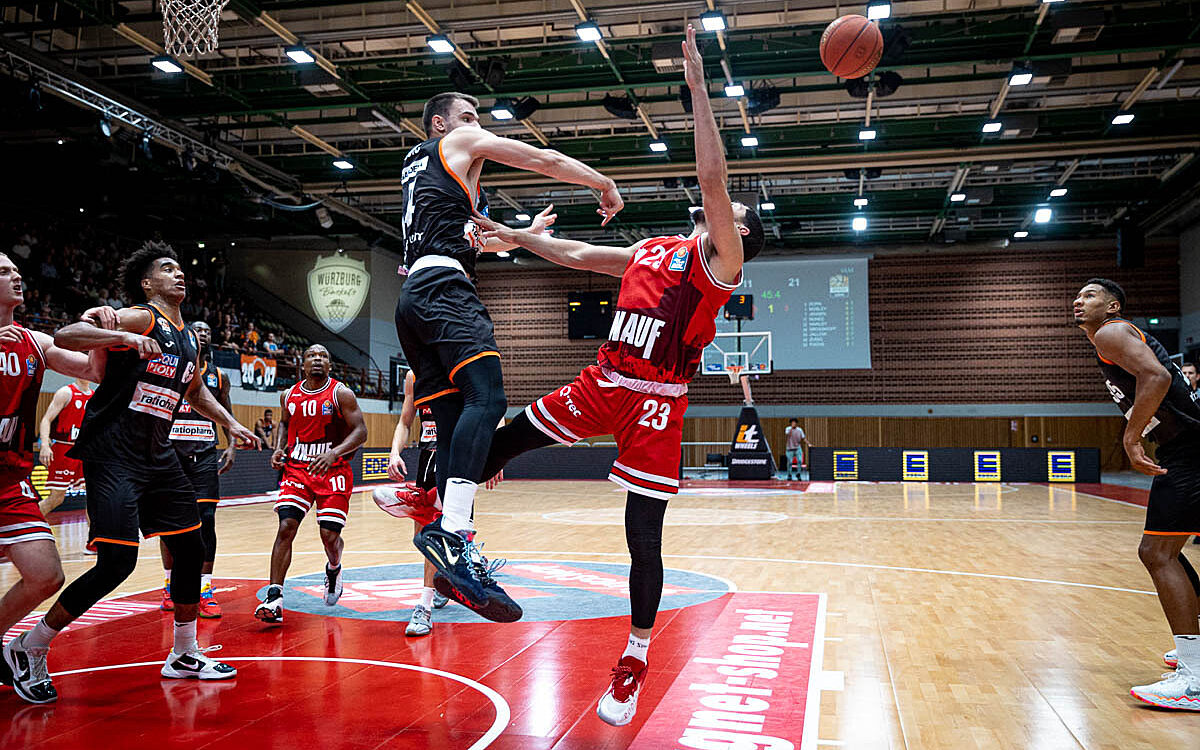 2022 09 10 Wuerzburg Baskets 77 2022 09 10 Wuerzburg Baskets 77