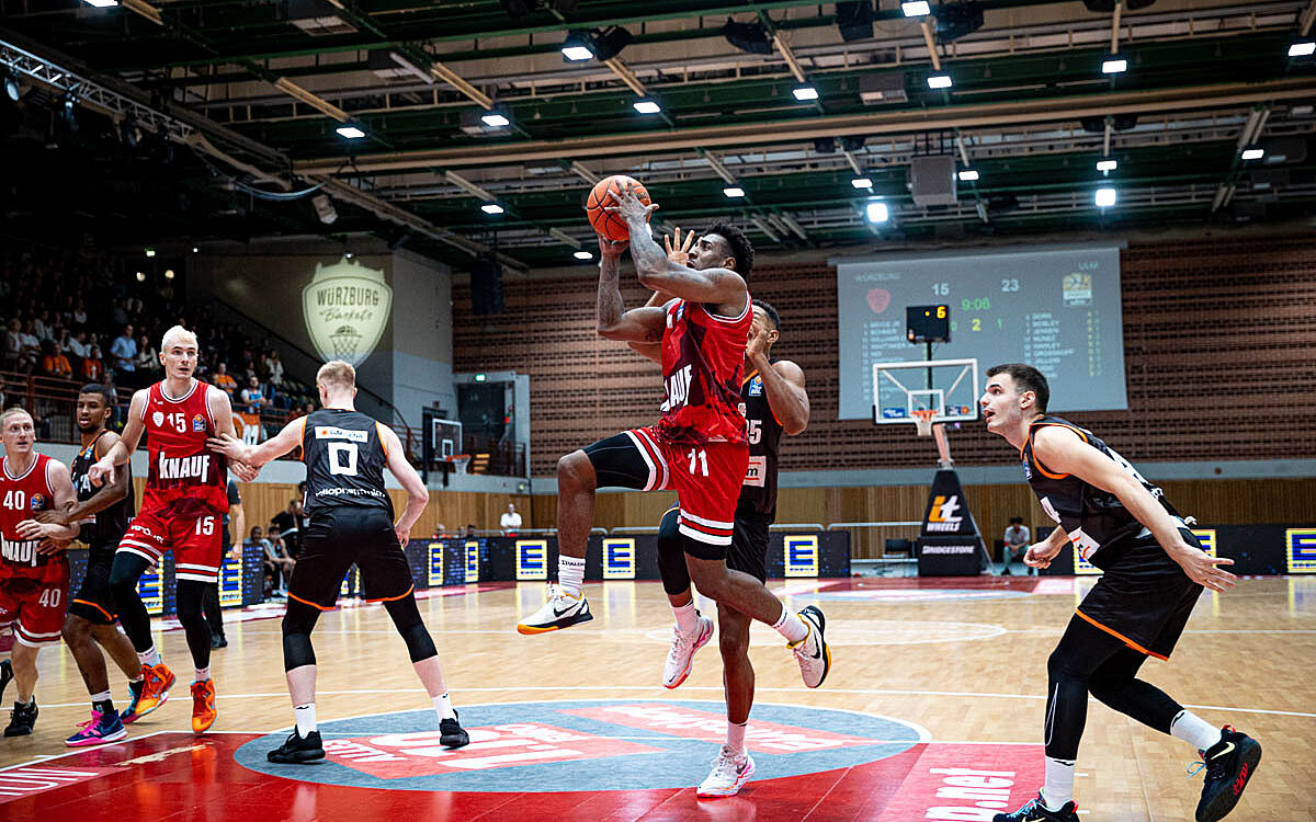 2022 09 10 Wuerzburg Baskets 80 2022 09 10 Wuerzburg Baskets 80