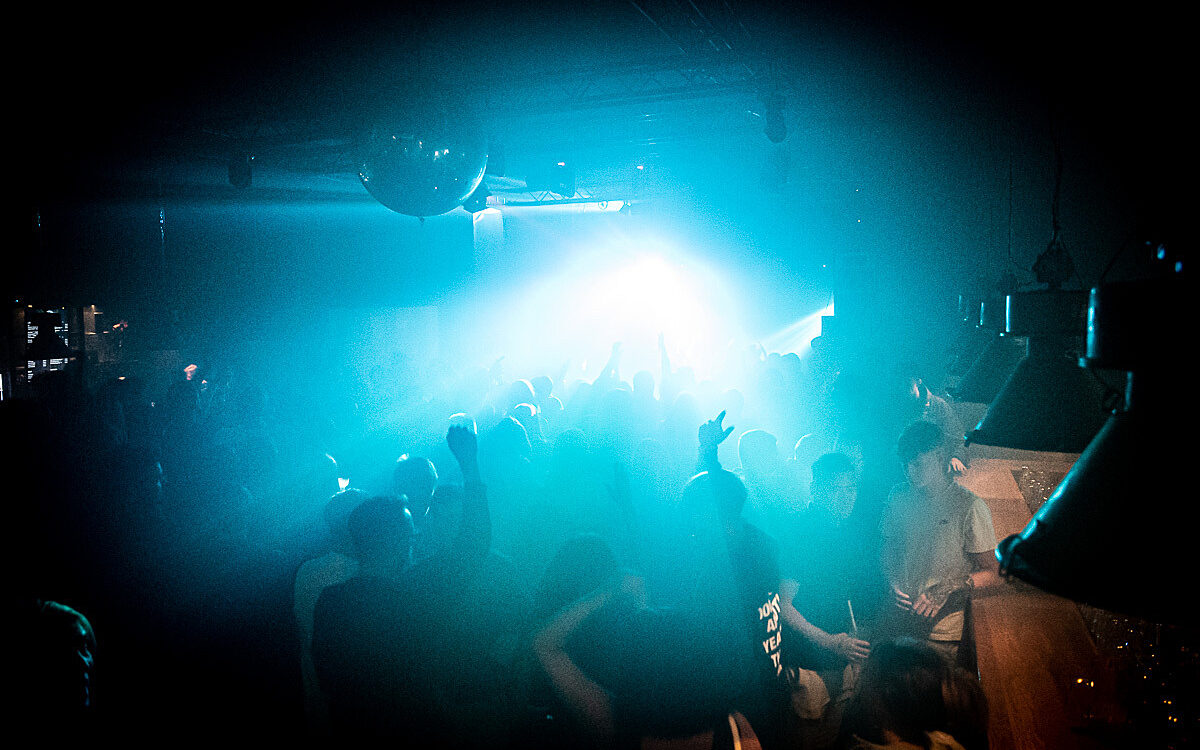 2022 09 17 Airport Malle Party 26 2022 09 17 Airport Malle Party 26