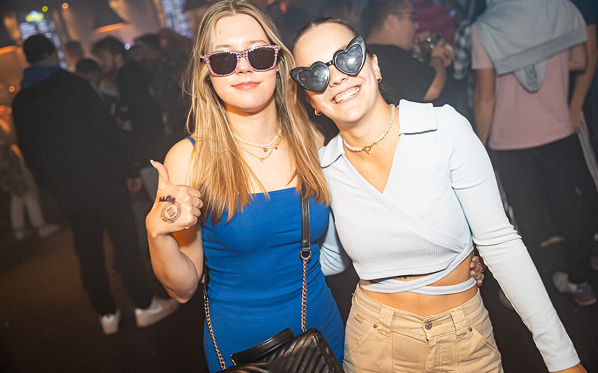 2022 09 17 Airport Malle Party 37 2022 09 17 Airport Malle Party 37