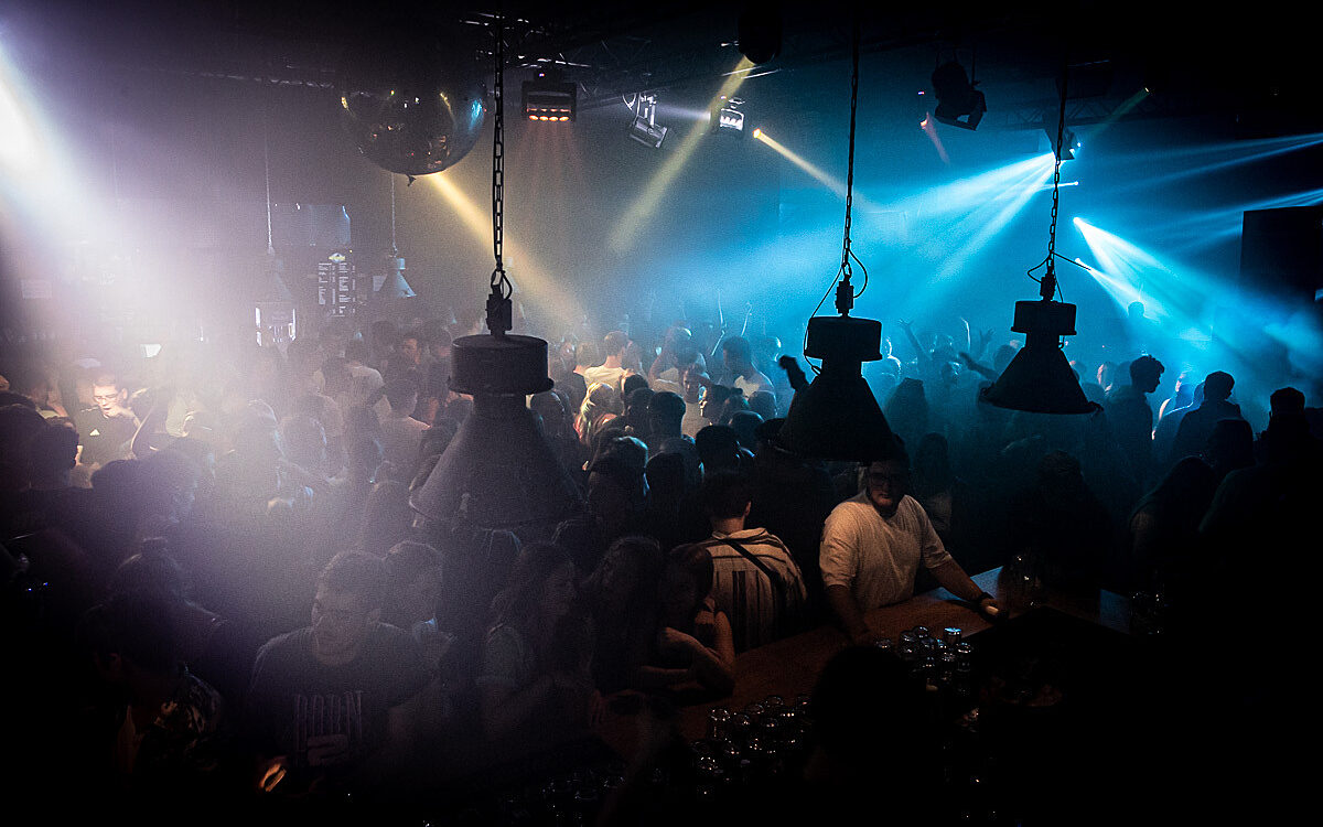 2022 09 17 Airport Malle Party 61 2022 09 17 Airport Malle Party 61