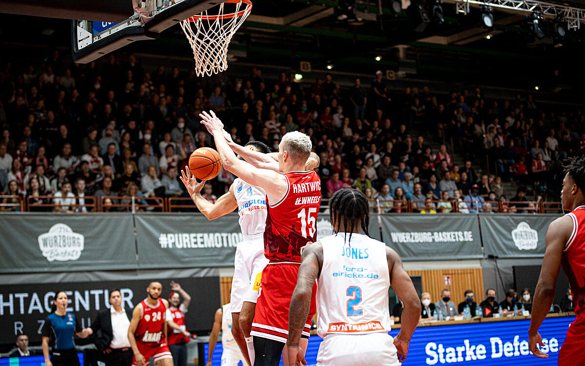 2022 10 08 Wuerzburg Baskets Syntainics 16 2022 10 08 Wuerzburg Baskets Syntainics 16