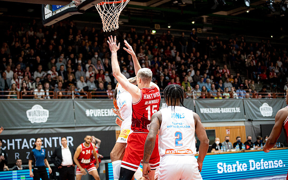 2022 10 08 Wuerzburg Baskets Syntainics 17 2022 10 08 Wuerzburg Baskets Syntainics 17