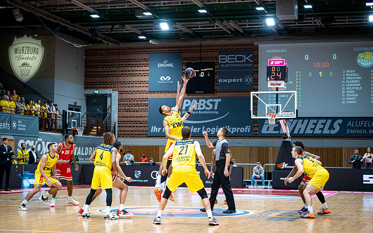 2022 10 15 Wuerzburg Baskets Oldenburg 5 2022 10 15 Wuerzburg Baskets Oldenburg 5