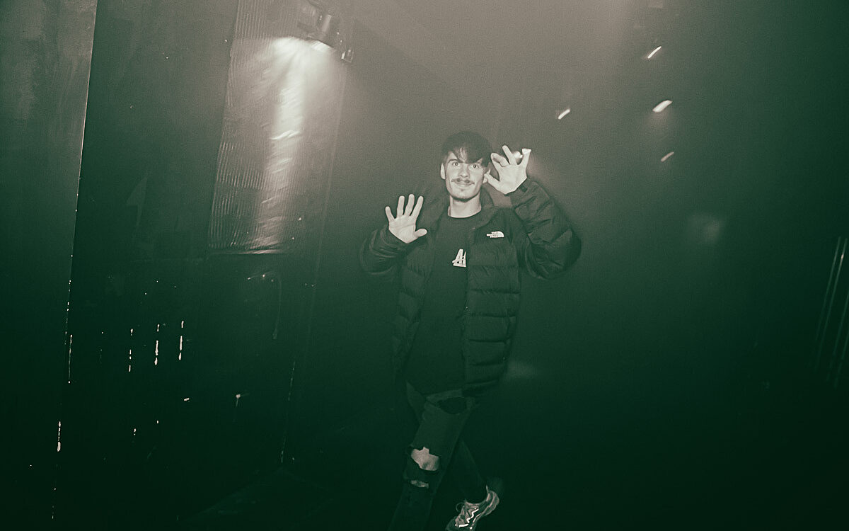 2022 10 22 Airport Votation 11 2022 10 22 Airport Votation 11