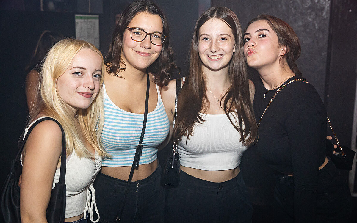 2022 10 22 Airport Votation 18 2022 10 22 Airport Votation 18