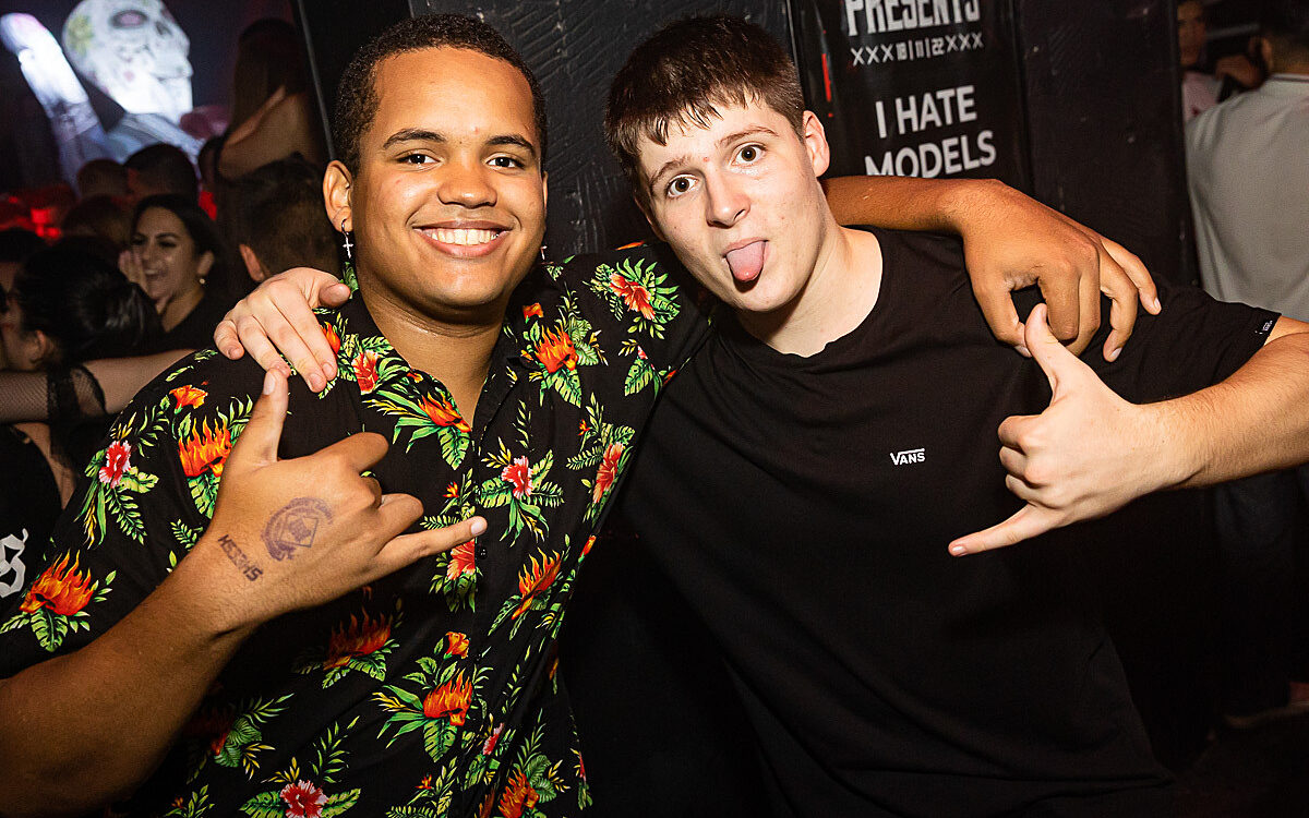 2022 11 01 Airport Halloween 26 2022 11 01 Airport Halloween 26