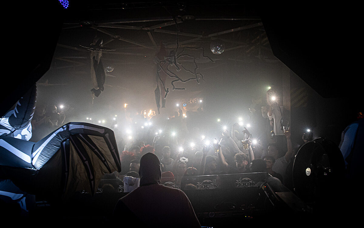 2022 11 01 Airport Halloween 35 2022 11 01 Airport Halloween 35