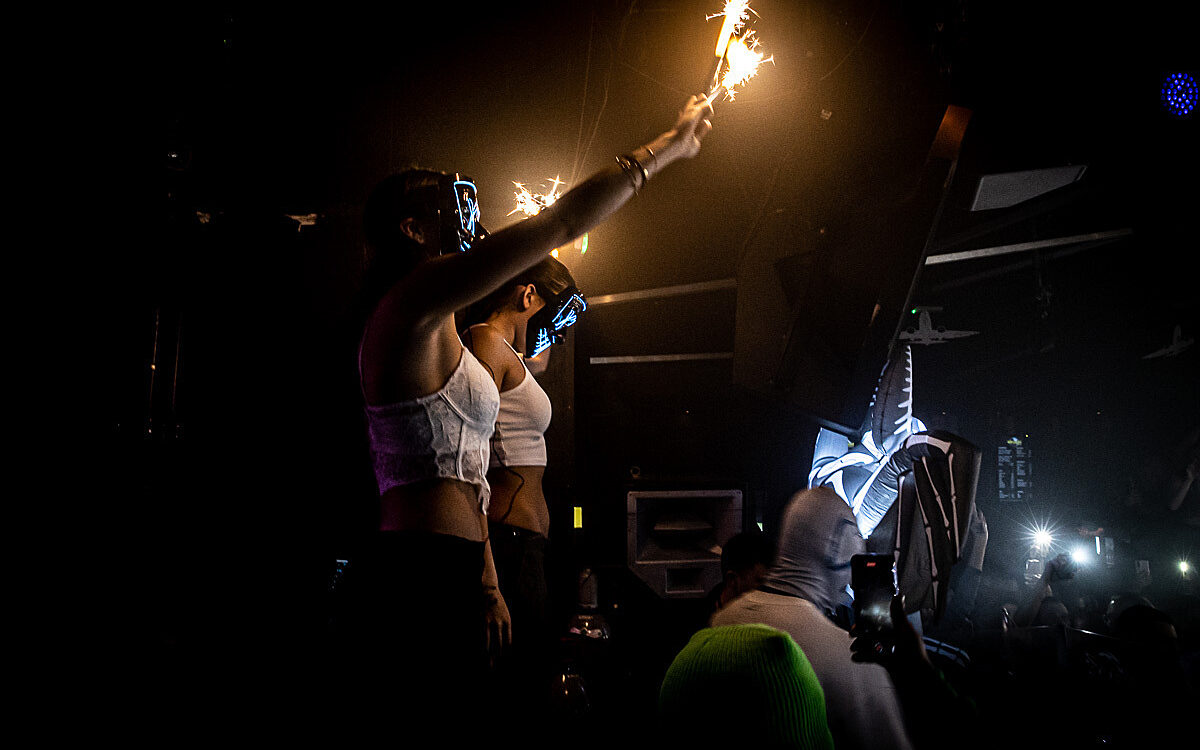 2022 11 01 Airport Halloween 39 2022 11 01 Airport Halloween 39