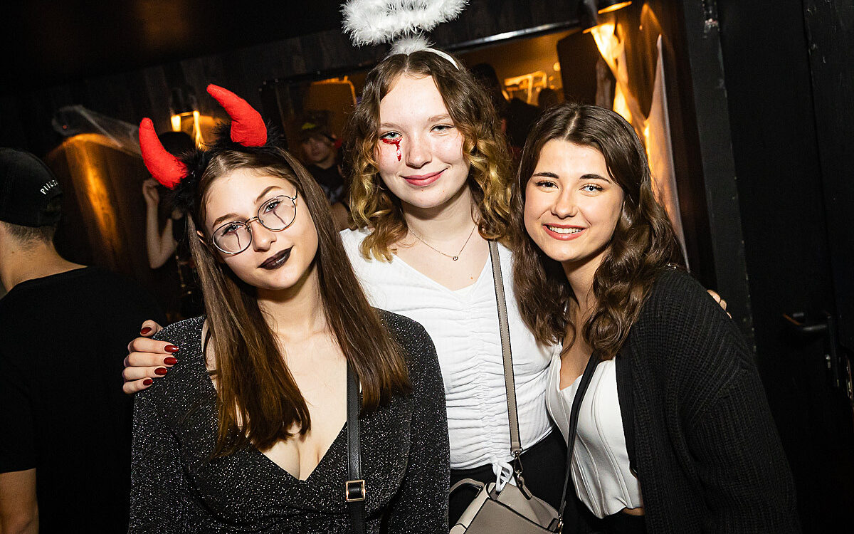 2022 11 01 Airport Halloween 44 2022 11 01 Airport Halloween 44