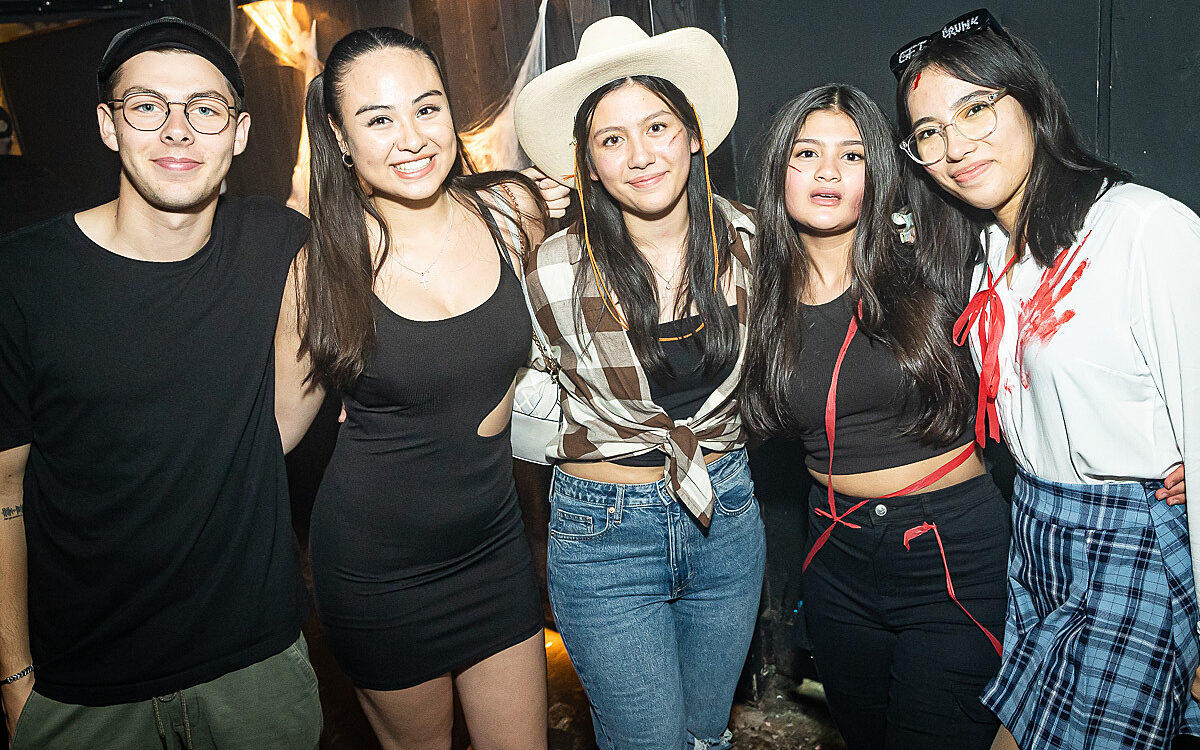 2022 11 01 Airport Halloween 68 2022 11 01 Airport Halloween 68