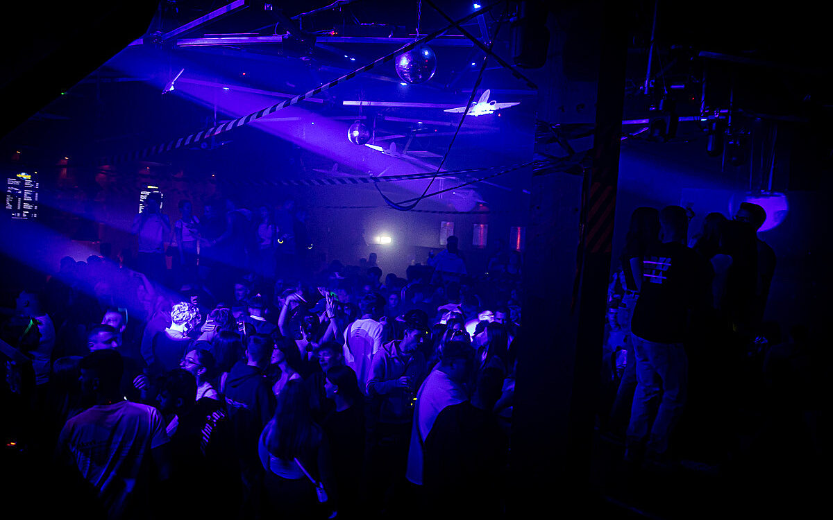 2022 11 12 Airport Fasching 35 2022 11 12 Airport Fasching 35