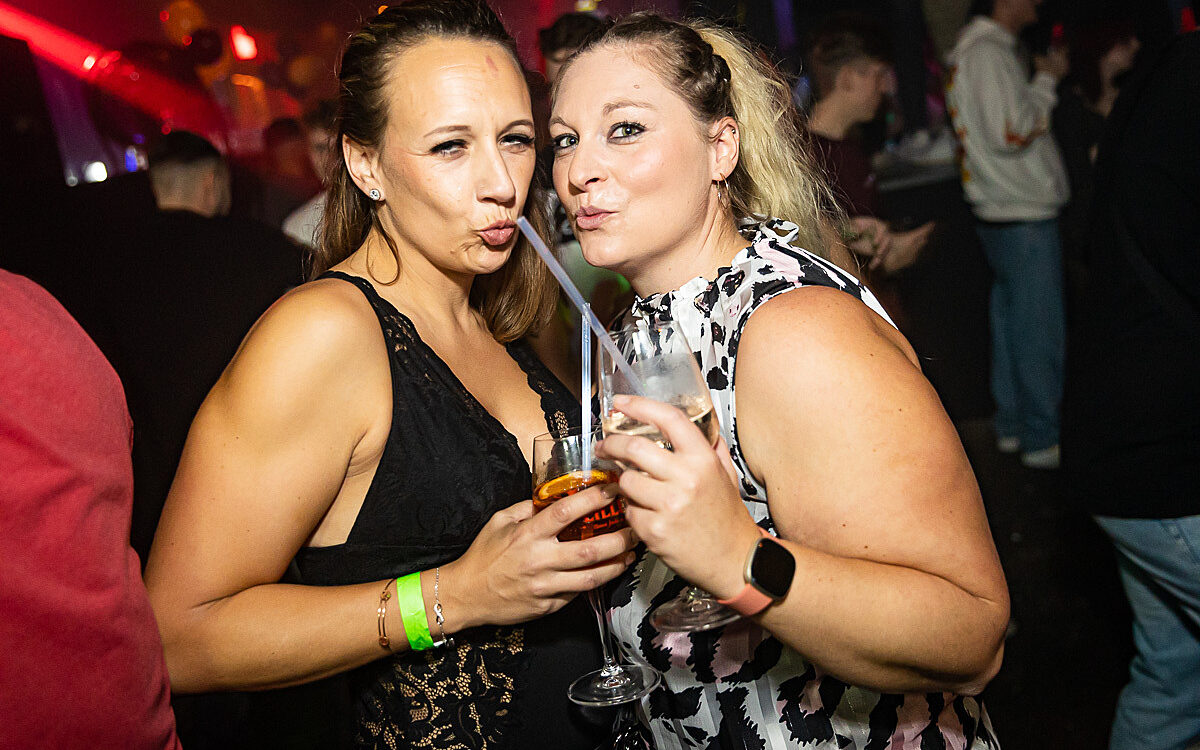 2022 11 12 Airport Fasching 65 2022 11 12 Airport Fasching 65