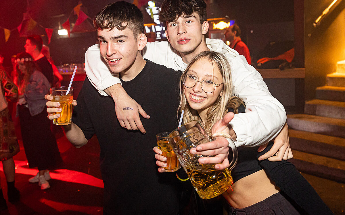 2022 11 12 Airport Fasching 73 2022 11 12 Airport Fasching 73