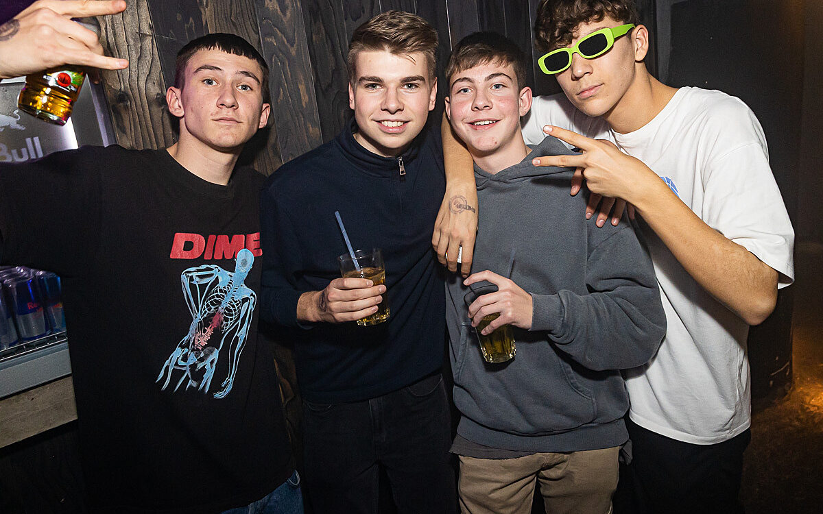 2022 11 12 Airport Fasching 83 2022 11 12 Airport Fasching 83